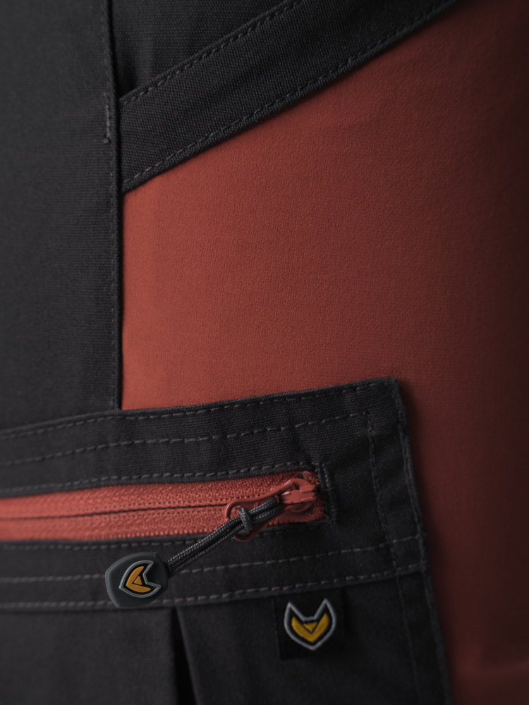 detail Nohavice Haunter Funas