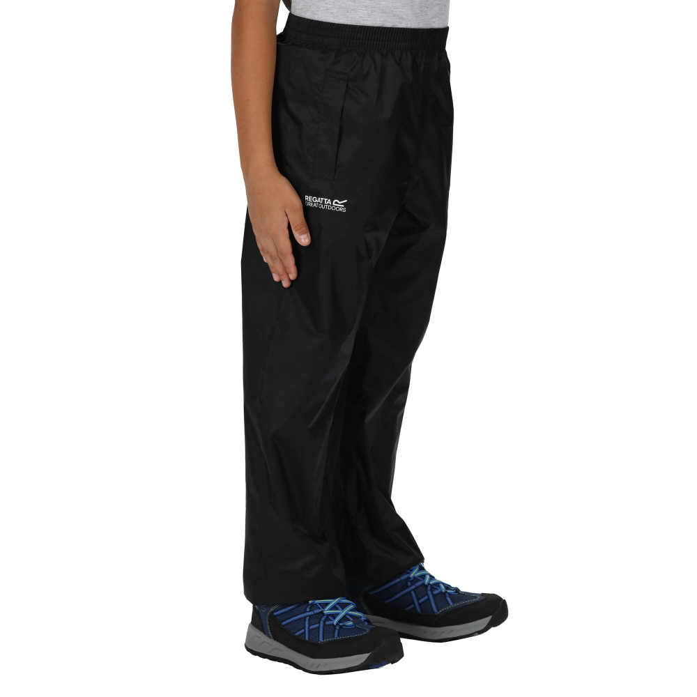 detail Nohavice Regatta nepromokavé Pack It Waterproof Overtrousers